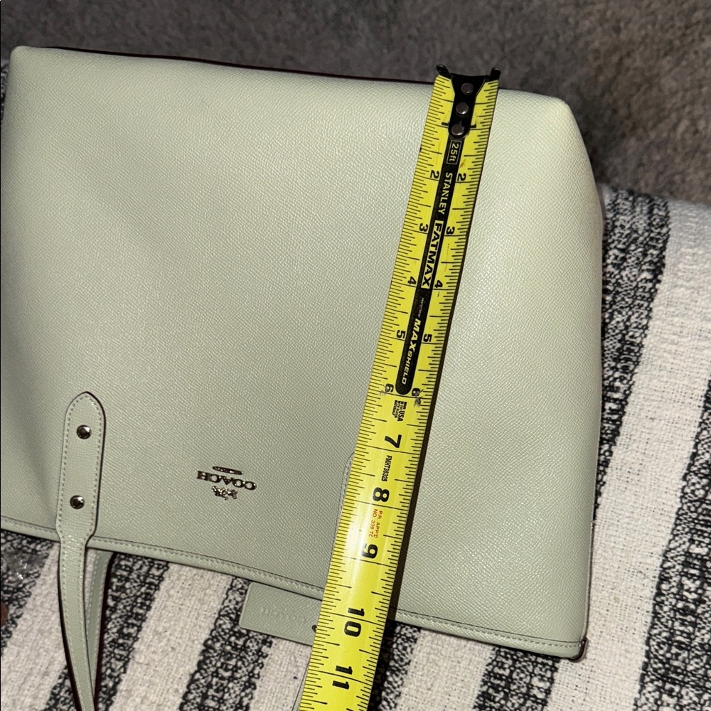 Coach City Tote Bag Sage green crossgrain leather interior pockets - Picture 13 of 15